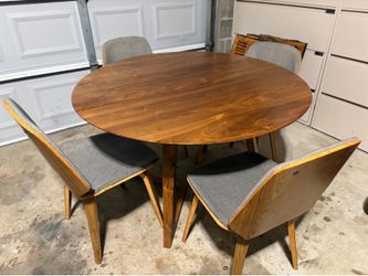 Round Wood Dining Table and 4 Chairs Set