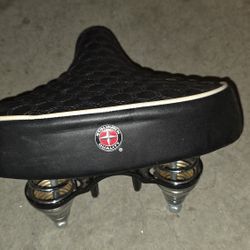 Schwinn Seat, Big, Comfy, Great Condition