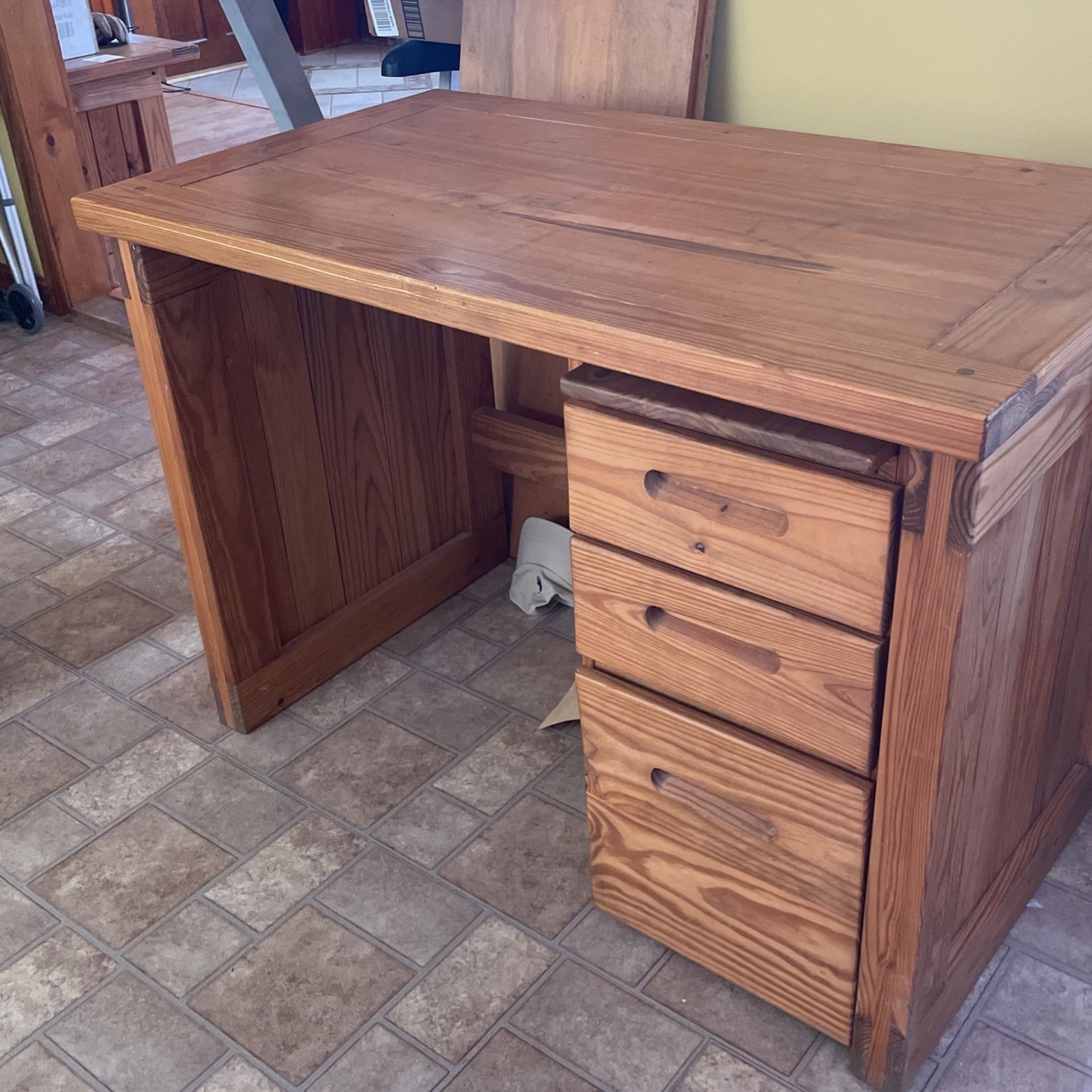 This End Up Desk for Sale in Chelmsford, MA OfferUp