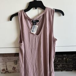 Women’s Miss Chievous Top – Size M – NWT