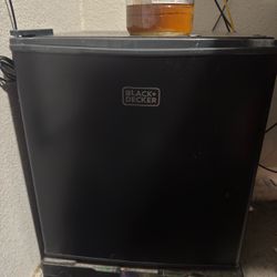 Black+Decker Fridge