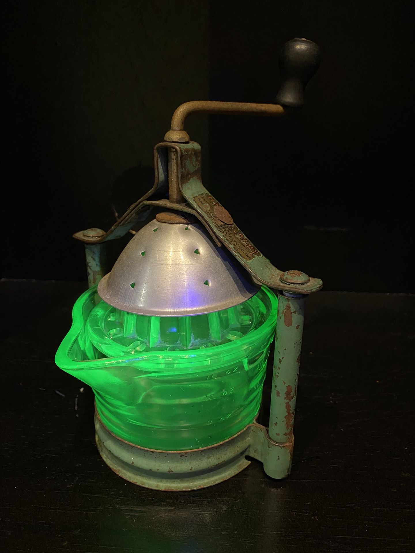 Antique Vintage Uranium Vaseline Glass Handy Andy Juicer Gadget w/ Measuring Cup