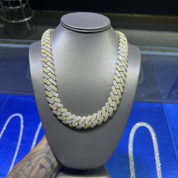 18mm Yellow Gold two tone moissanite Cuban chain