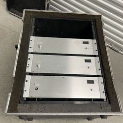 Toa 900 Series Amplifiers 