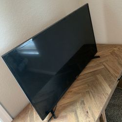 Smart TV (44inch)