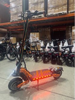 Dual-motor electric scooter