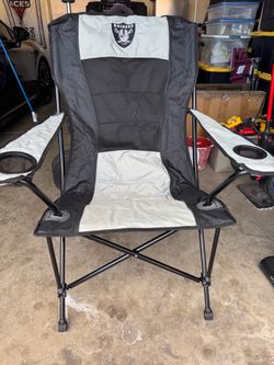 Pair of Raider Portable Folding Chairs