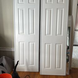 Sliding Closet Door. Good Condition. Ready To Installation