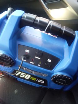Portable jump starter
