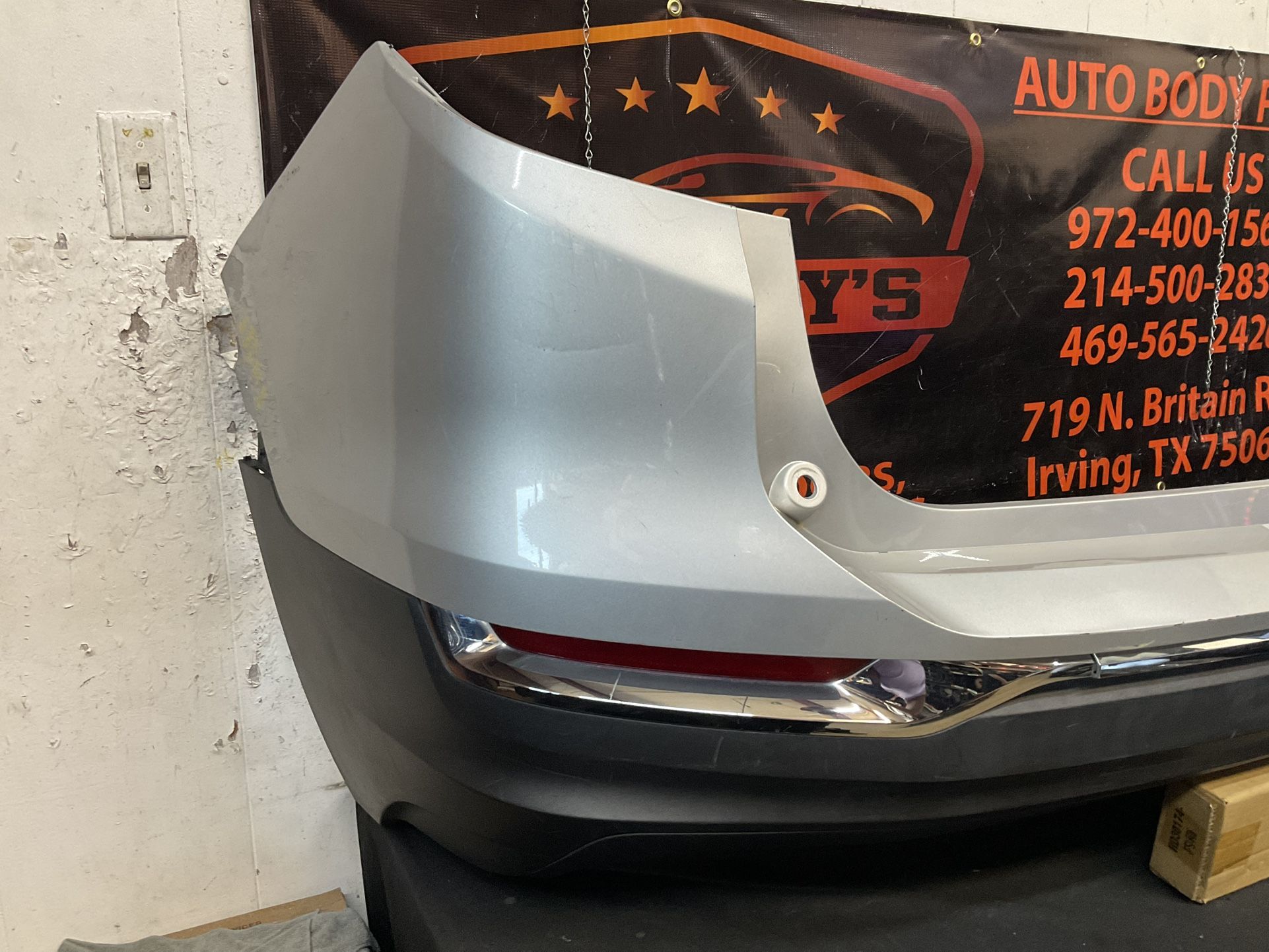 GMC TERRAIN 2018-2024 REAR BUMPER OEM