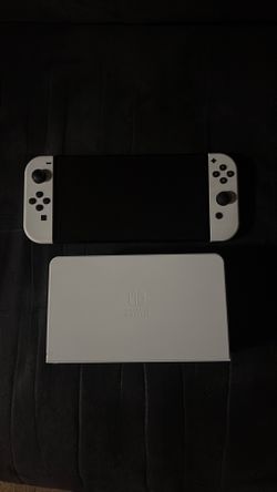 Nintendo Switch OLED White - Excellent Condition