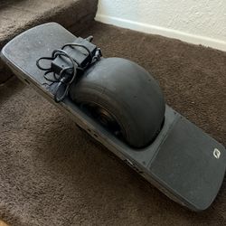 Onewheel Pint - Includes Charger - Great Condition