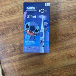 NEW Oral-B iO Kids Limited Rechargeable Electric Powered Toothbrush, Stitch