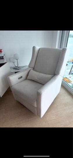 Babyletto Kiwi recliner