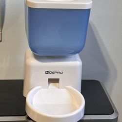 Auto-Pet Feeder $ 25.00