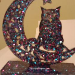 Resin Stand Up Owl
