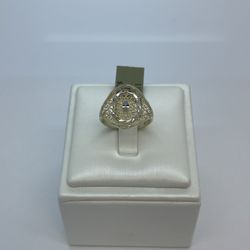 14k Gold Ring. New.