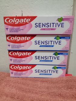 Cuatro por $20