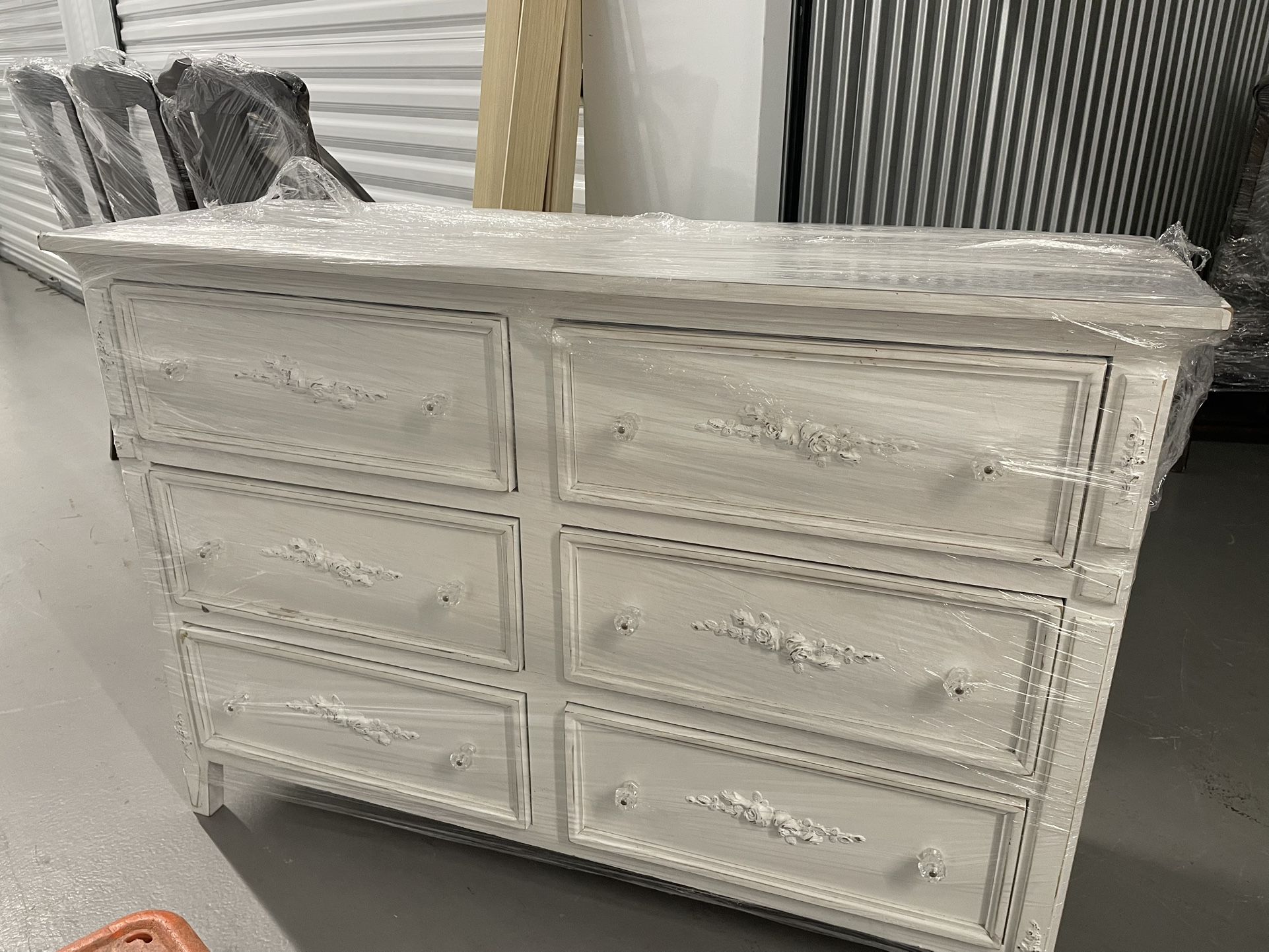 Shabby Chic Dresser
