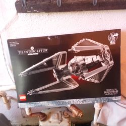 Lego Star wars Interceptor tie 75382