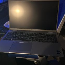 Dell 5540 business Laptop 