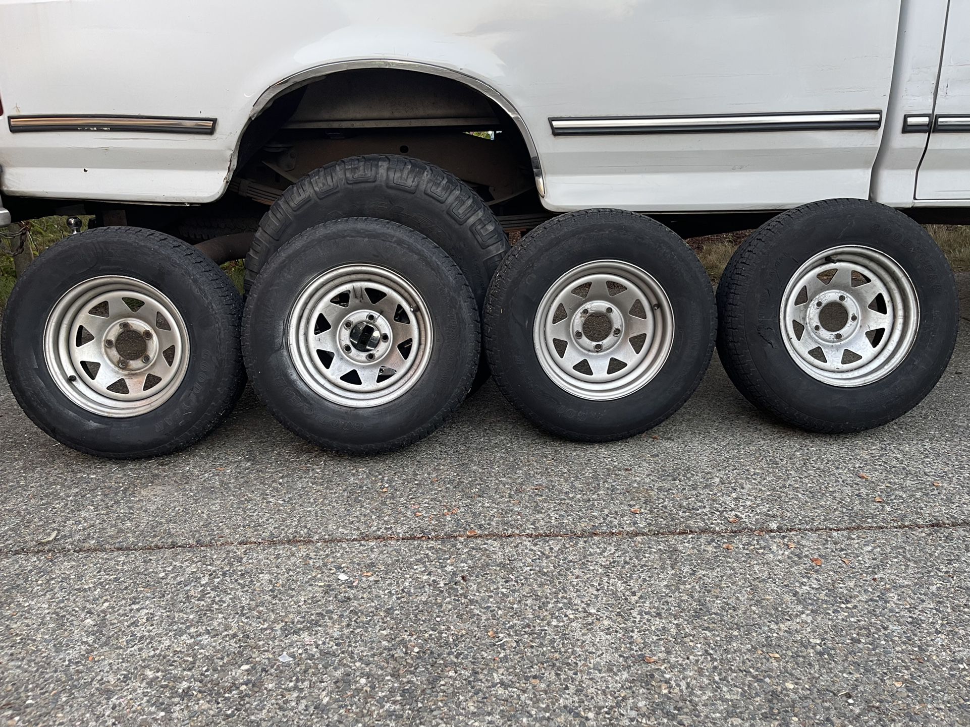 4 Trailer Wheels And Tires