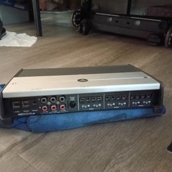 JL Audio XD600 6v2 Amplifier 