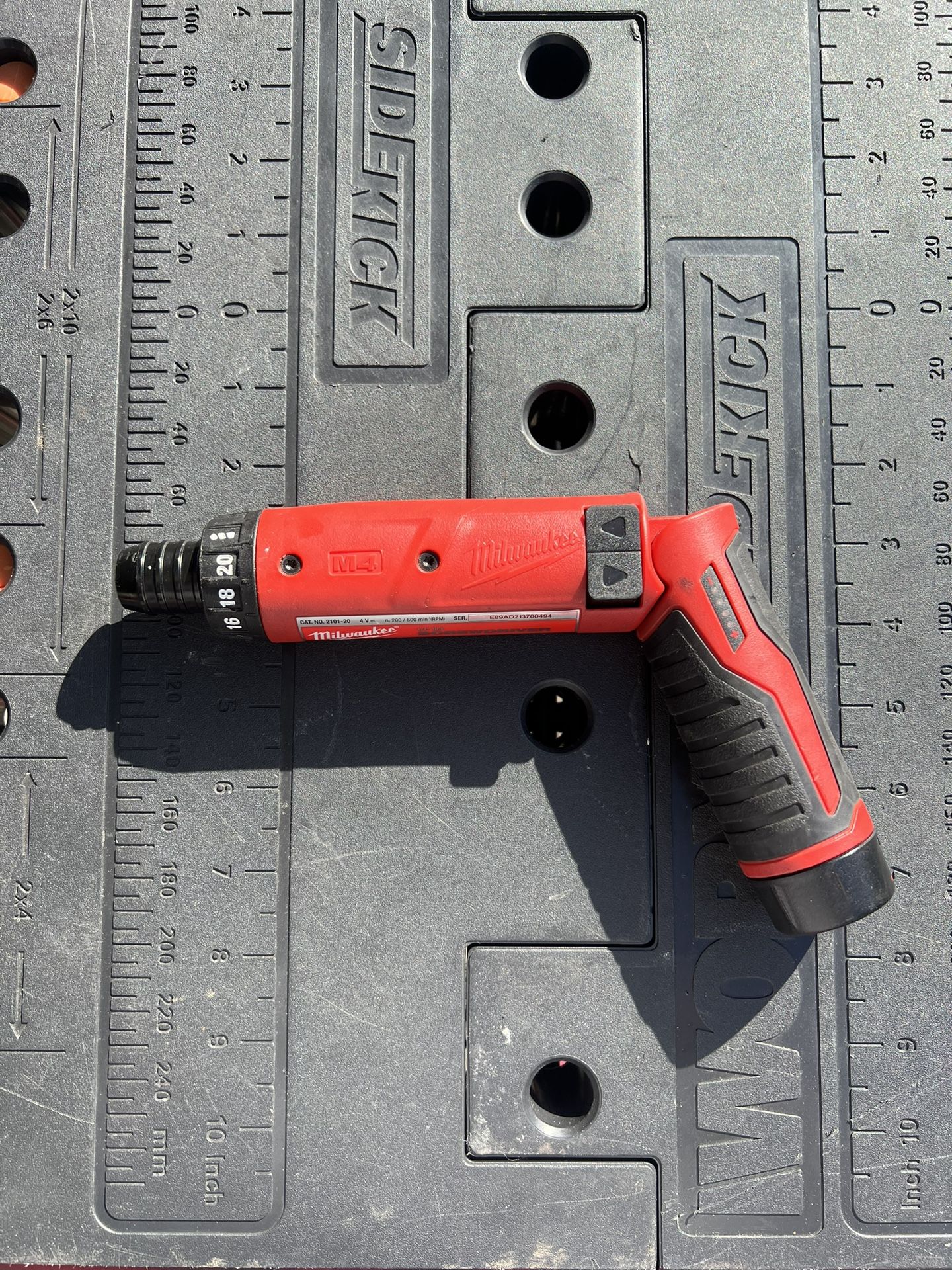 Milwaukee M4 1/4 Hex Screwdriver Took And Battery