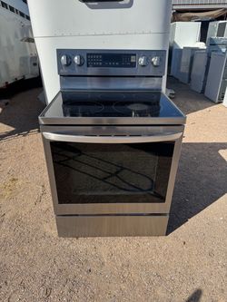 LG Electric Stove