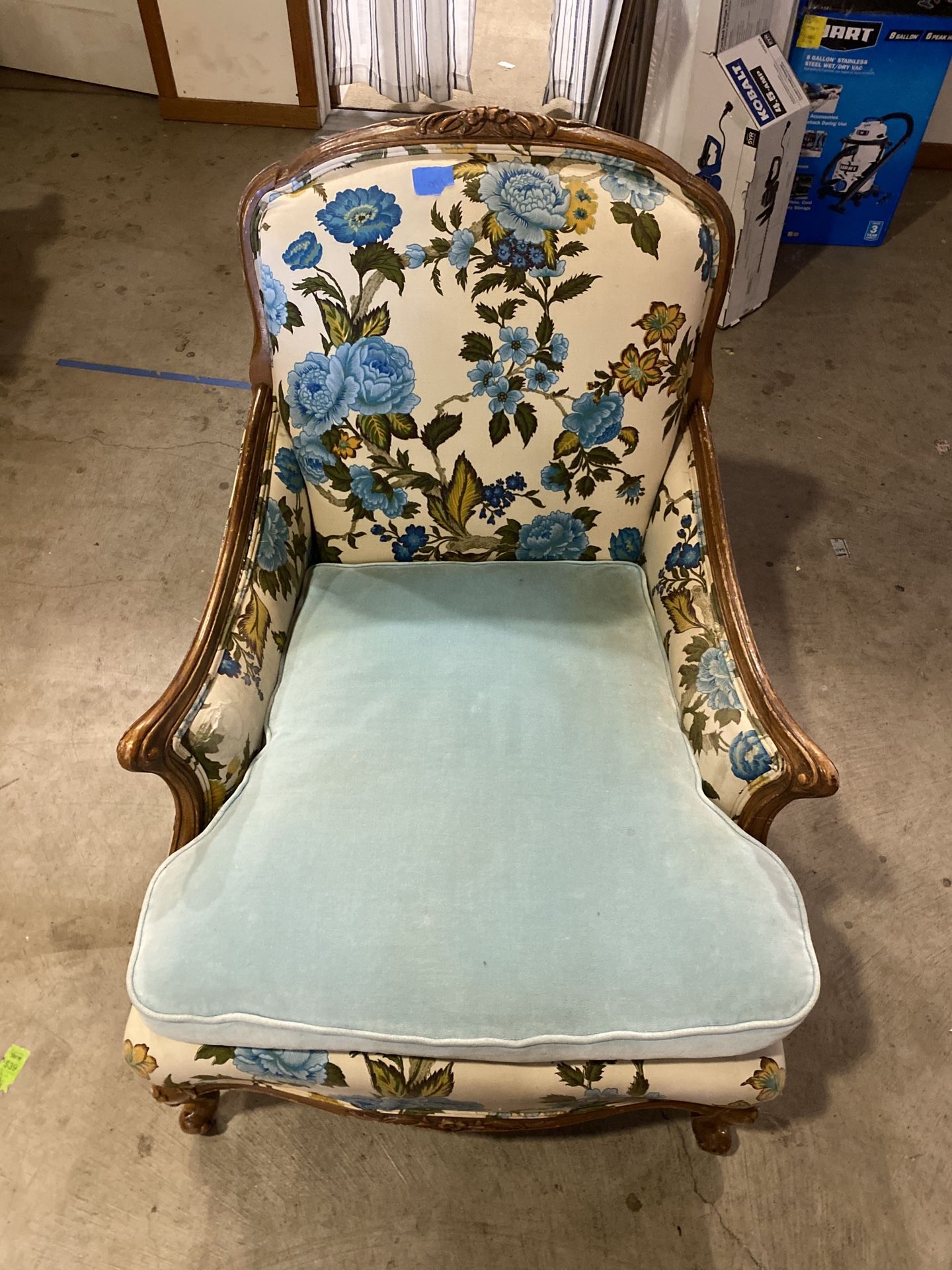 Vintage Wood Frame Blue Floral Armchair for Sale in Auburn, WA OfferUp