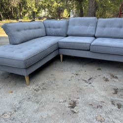 *FREE DELIVERY* Gray Tufted MCM Sectional 