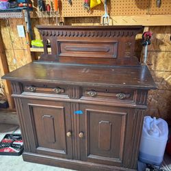 Beautiful Vintage Hutch Dresser Buffet MCM 
