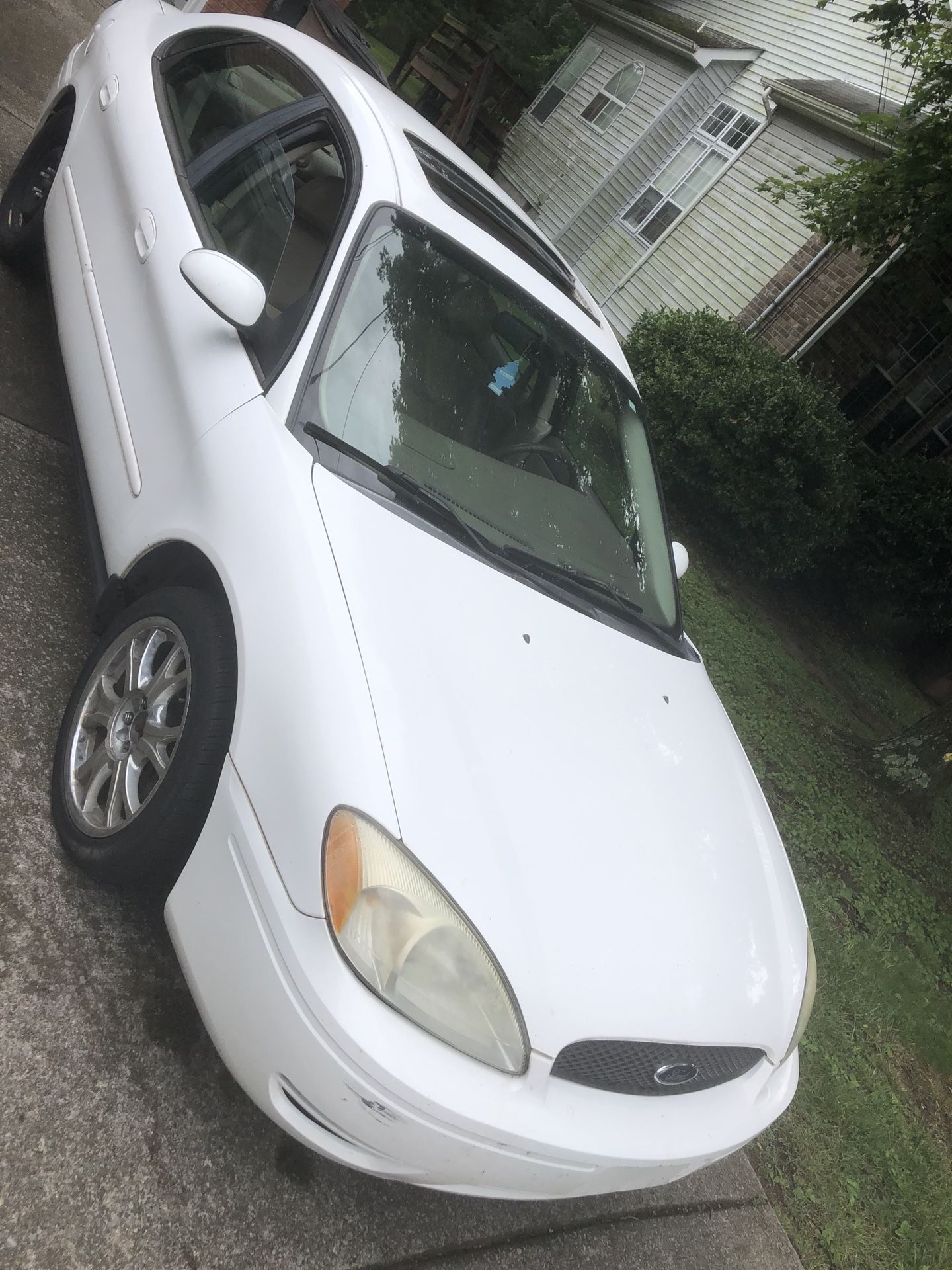 2008 Ford Taurus