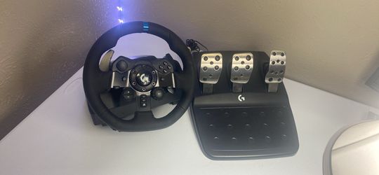 Logitech G923 Racing Wheel PlayStation/PC