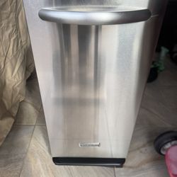 KitchenAid Trash Compactor