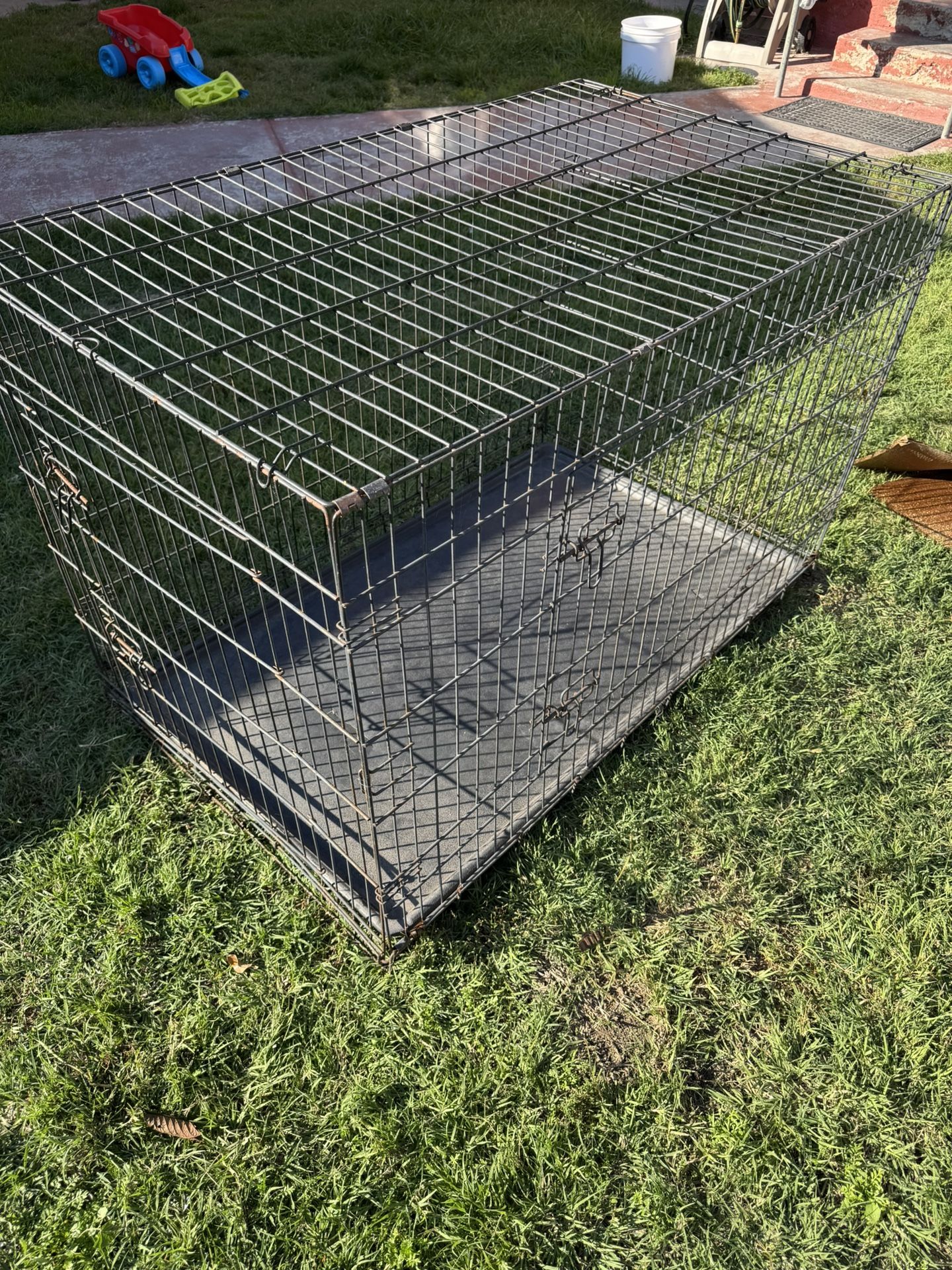 Large Dog Crate $30
