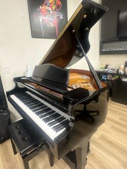 SAMICK GRAND PIANO FOR SALE