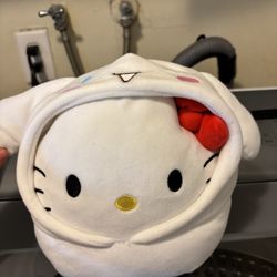 Squishmallows Hello Kitty/cinnamon Roll