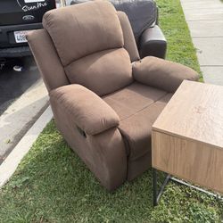 Free Arm chair And recliner. Leather And Fabric Good Condition Clean Home Free Downey 