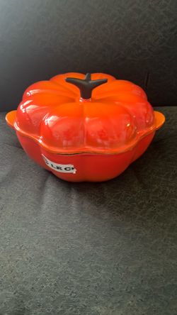 le creuset pumpkin dutch oven 2 qt made in France
