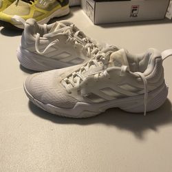 Topflite Women’s Adidas Barricade❗️❗️❗️