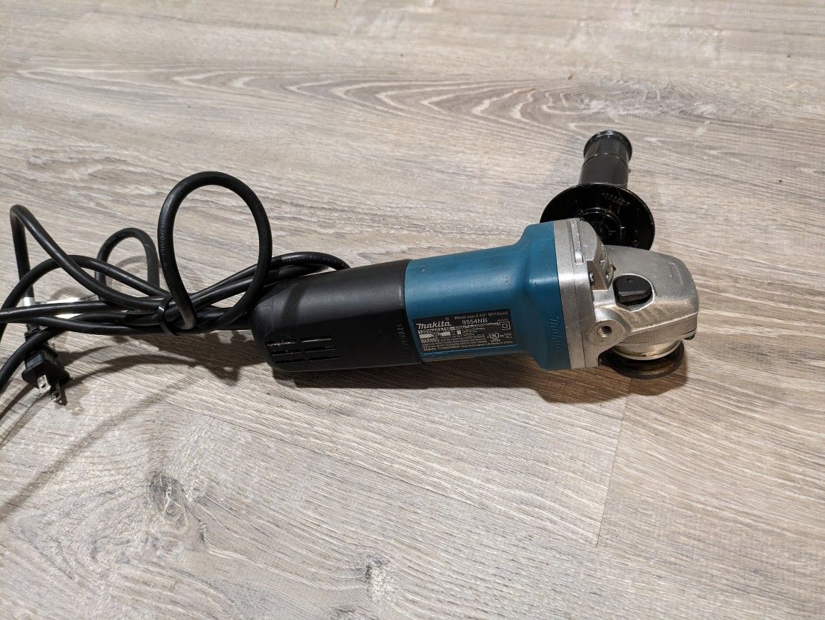 Makita  Two(2) POWER TOOL Kit