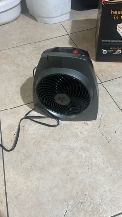 Vornado VH (contact info removed)W Electric Portable Whole Room Heater New