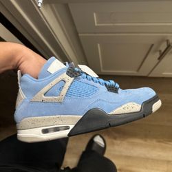 Jordan 4 Retro University blue size 10