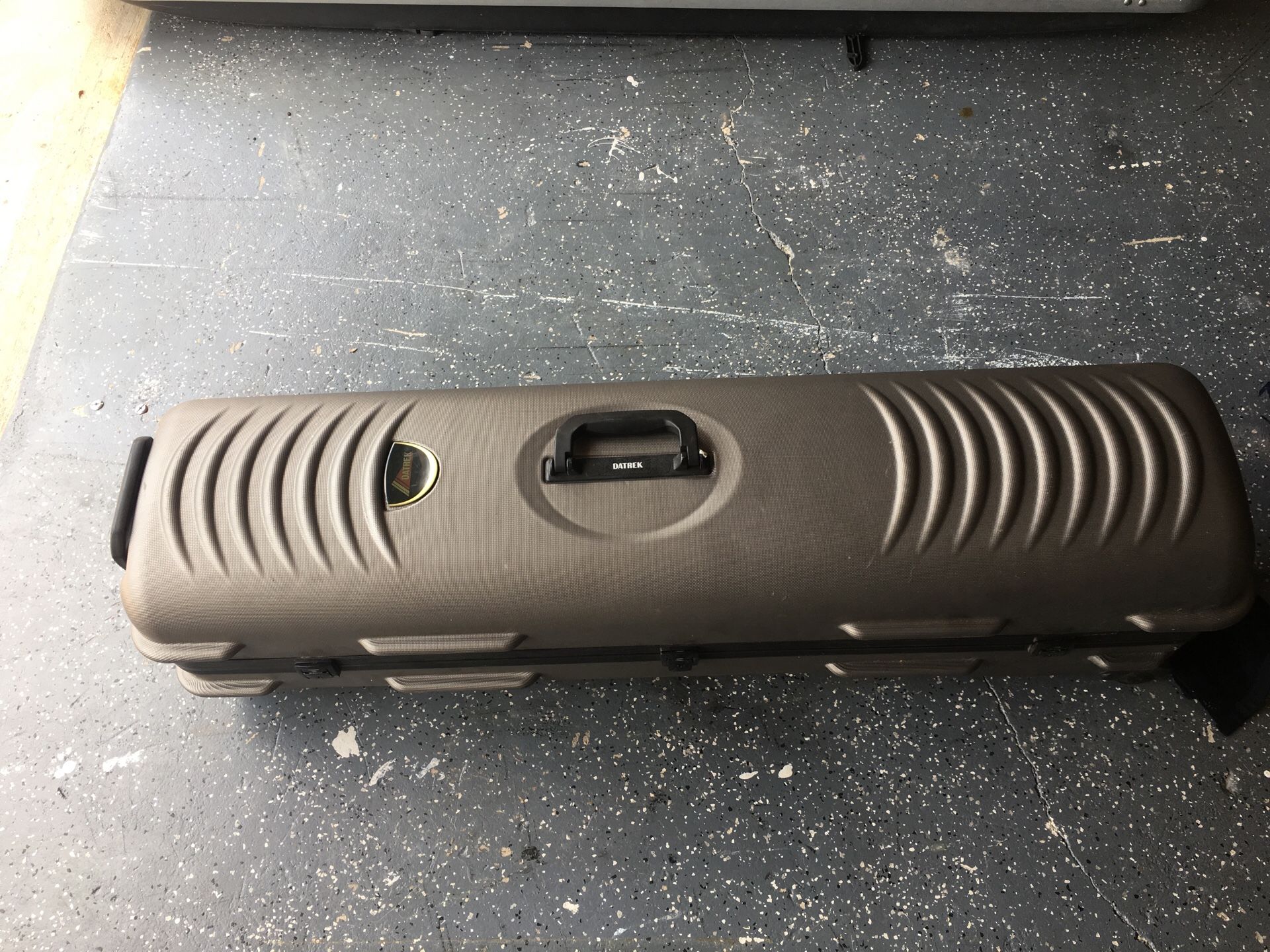 Datrek golf bag travel hard-case.