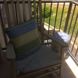 Wood rocking chair