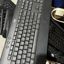 Wireless Keyboards & Mouse (no USB) 
