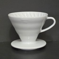 Hario V60, 02 Pour Over Coffee Dripper Made in Japan  New Open Box