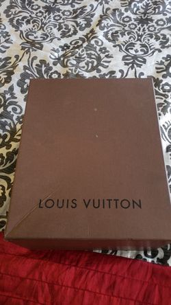 Louis vuitton box and dust bag
