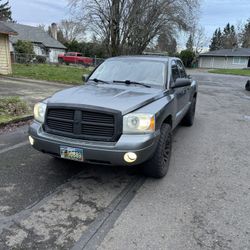 Dodge Dakota Slt